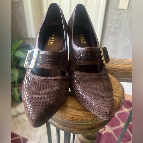 Amalfi by Rangoni ladies pumps brown. Made in Italy 8.5 Narrow. Very good cond - Picture 5 of 16